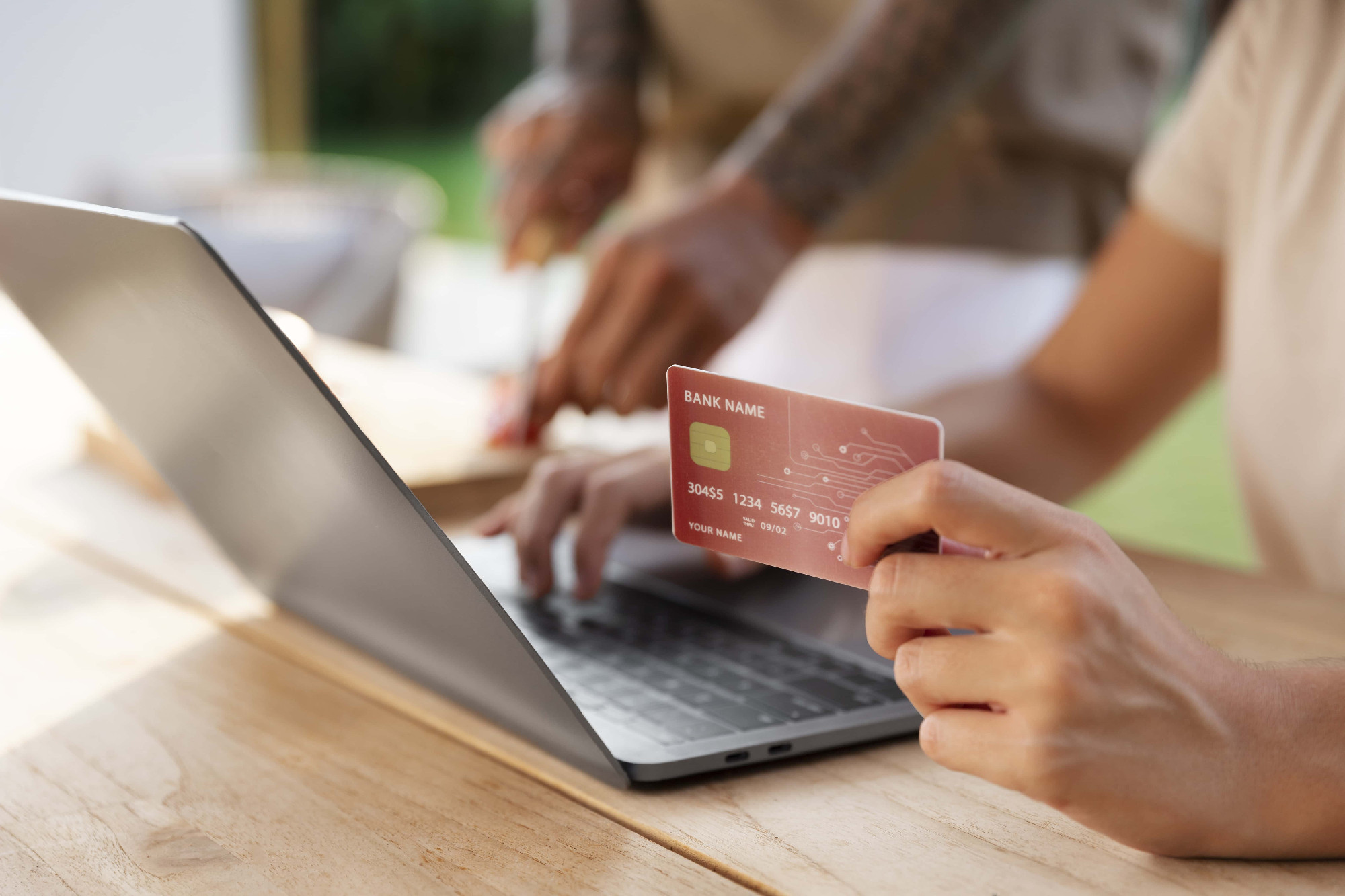 202512041685.jpg 線上刷卡換現金