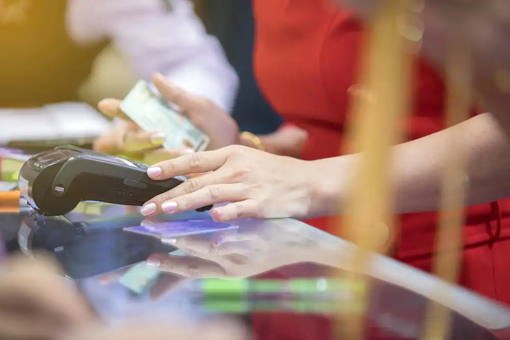 線上刷卡換現金